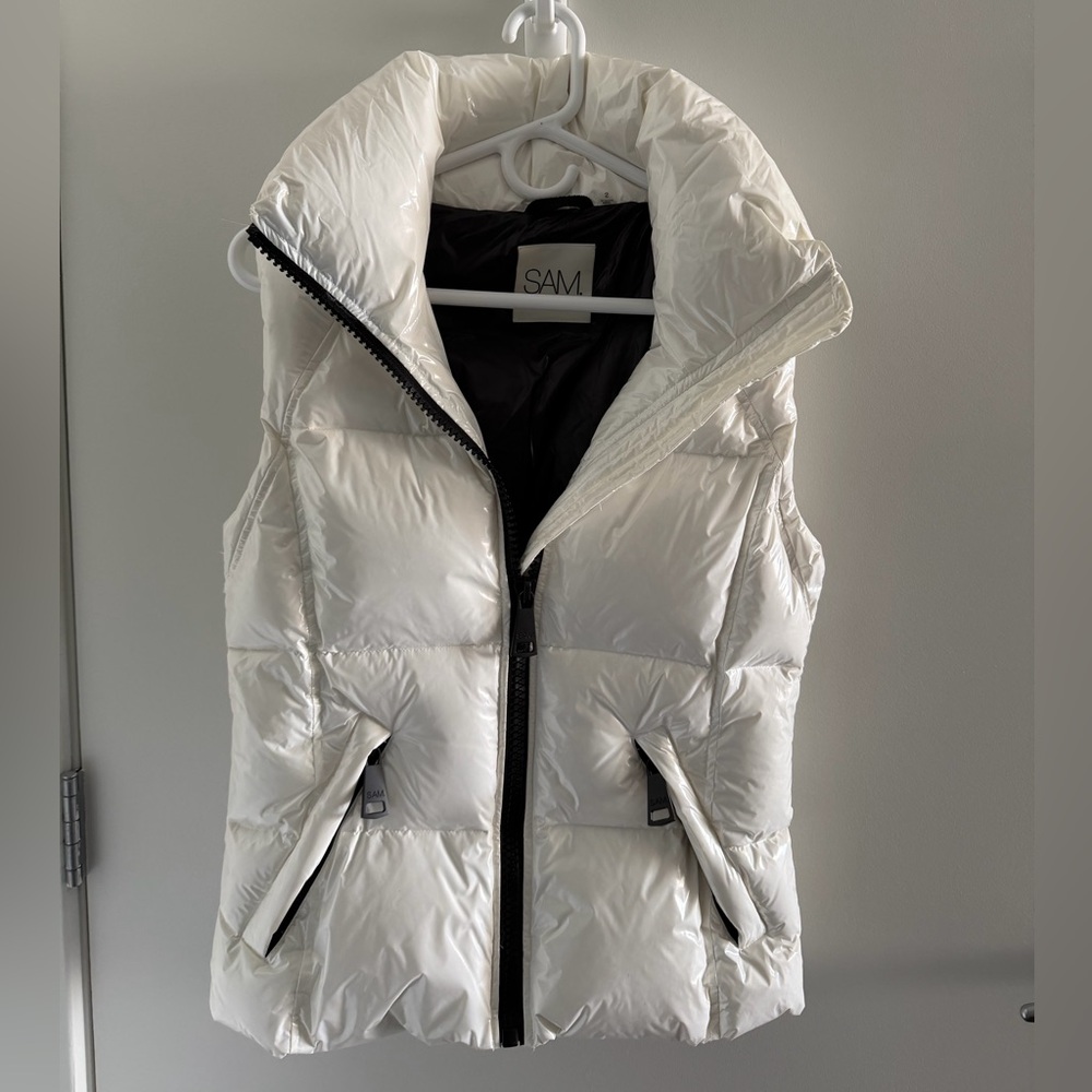 SAM. Women's Ivory Puffer Vest